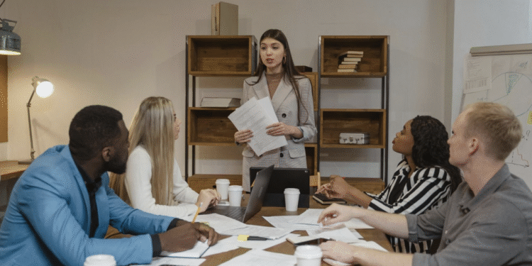 10 Australian Leadership Coaches Shaping Success in 2025